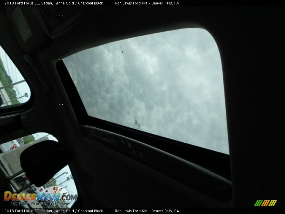 2018 Ford Focus SEL Sedan White Gold / Charcoal Black Photo #14