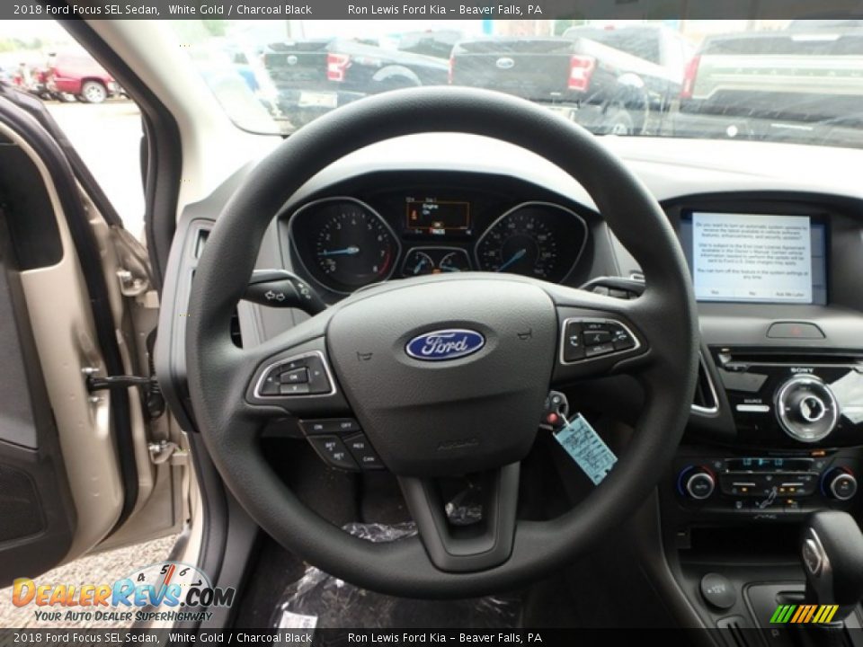 2018 Ford Focus SEL Sedan White Gold / Charcoal Black Photo #16
