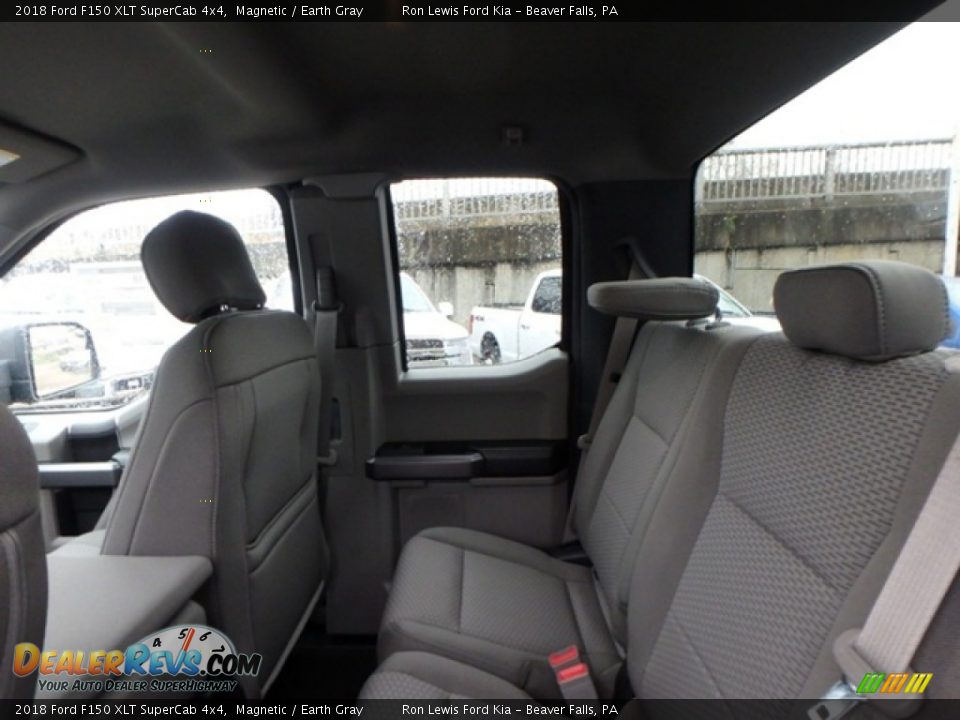 2018 Ford F150 XLT SuperCab 4x4 Magnetic / Earth Gray Photo #12