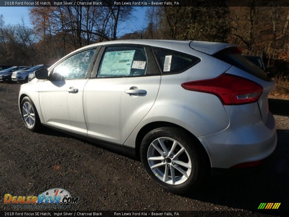 2018 Ford Focus SE Hatch Ingot Silver / Charcoal Black Photo #5