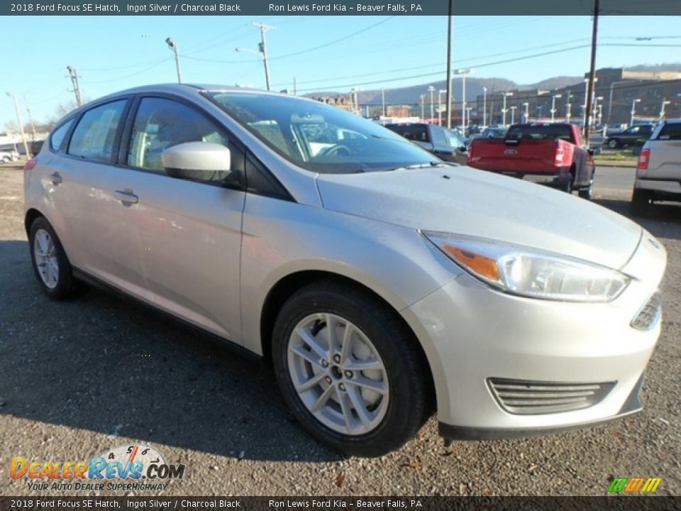 2018 Ford Focus SE Hatch Ingot Silver / Charcoal Black Photo #10