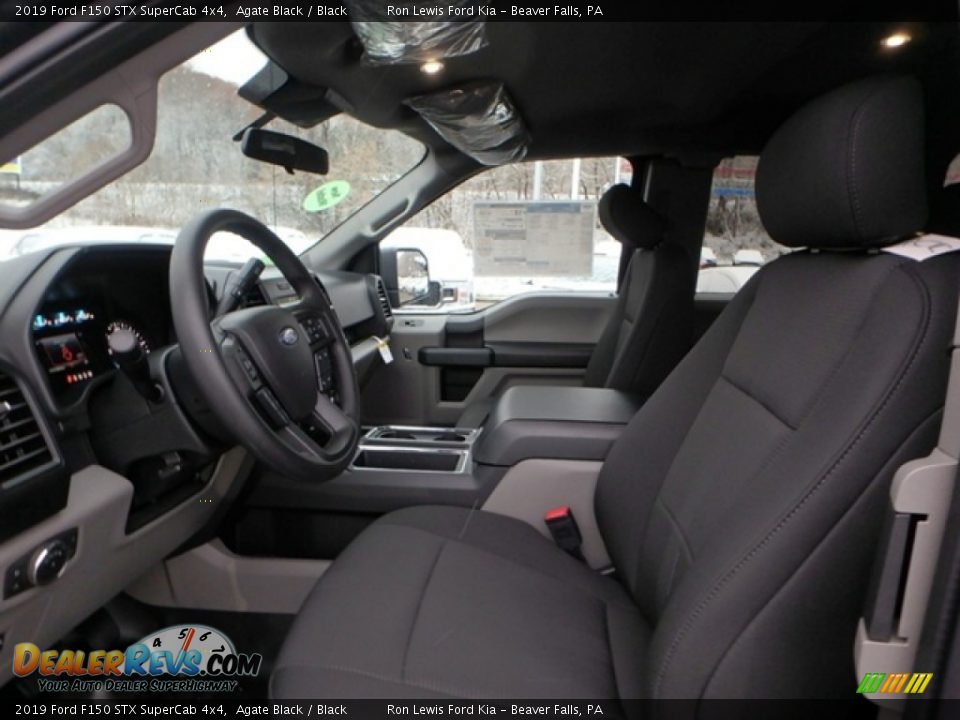 Front Seat of 2019 Ford F150 STX SuperCab 4x4 Photo #10