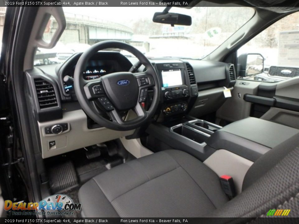 Black Interior - 2019 Ford F150 STX SuperCab 4x4 Photo #12