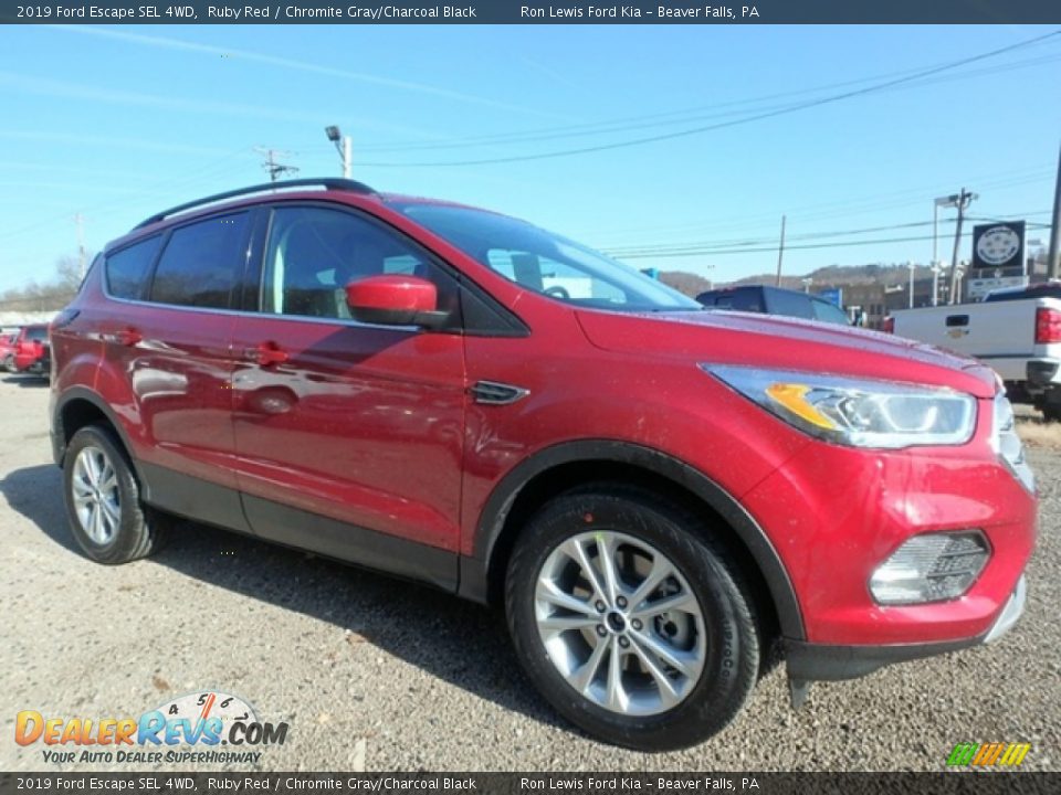 2019 Ford Escape SEL 4WD Ruby Red / Chromite Gray/Charcoal Black Photo #9