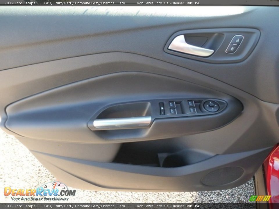 2019 Ford Escape SEL 4WD Ruby Red / Chromite Gray/Charcoal Black Photo #14
