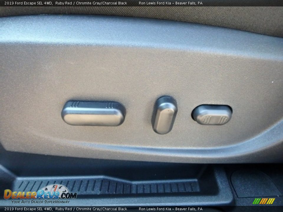 2019 Ford Escape SEL 4WD Ruby Red / Chromite Gray/Charcoal Black Photo #16