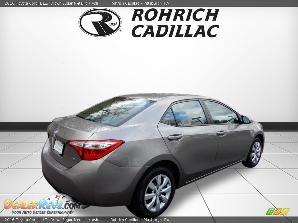 2016 Toyota Corolla LE Brown Sugar Metallic / Ash Photo #5