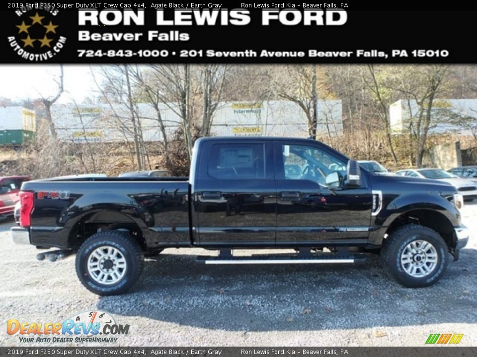 2019 Ford F250 Super Duty XLT Crew Cab 4x4 Agate Black / Earth Gray Photo #1