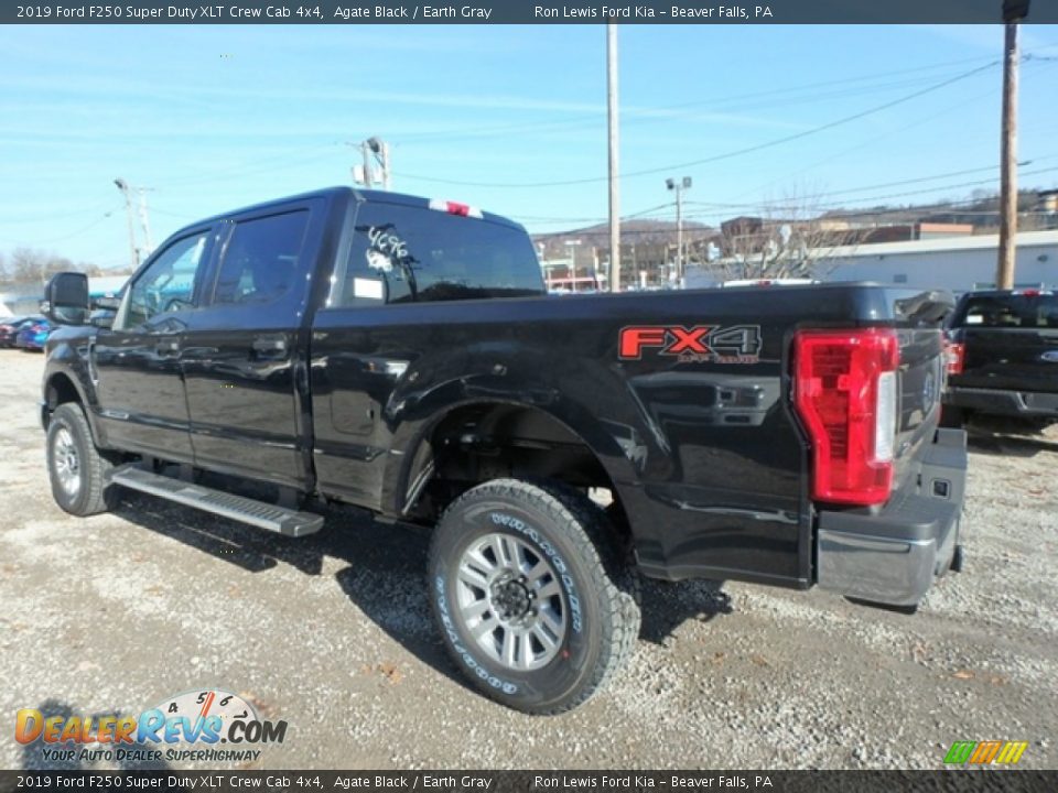 2019 Ford F250 Super Duty XLT Crew Cab 4x4 Agate Black / Earth Gray Photo #4