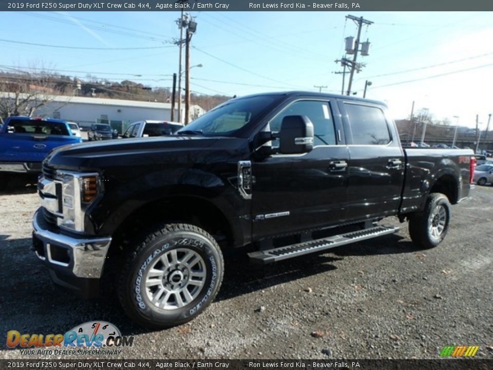 2019 Ford F250 Super Duty XLT Crew Cab 4x4 Agate Black / Earth Gray Photo #6