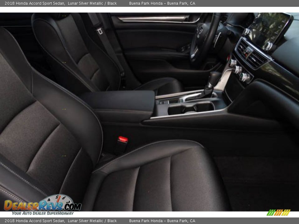 2018 Honda Accord Sport Sedan Lunar Silver Metallic / Black Photo #24