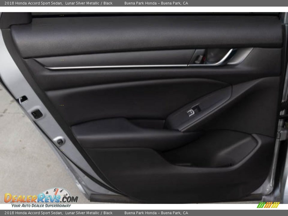 2018 Honda Accord Sport Sedan Lunar Silver Metallic / Black Photo #31