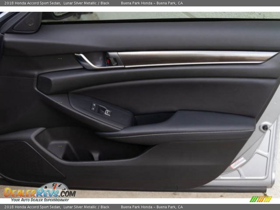 2018 Honda Accord Sport Sedan Lunar Silver Metallic / Black Photo #33