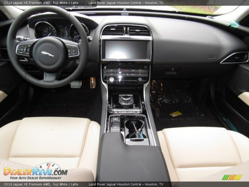 Dashboard of 2019 Jaguar XE Premium AWD Photo #4