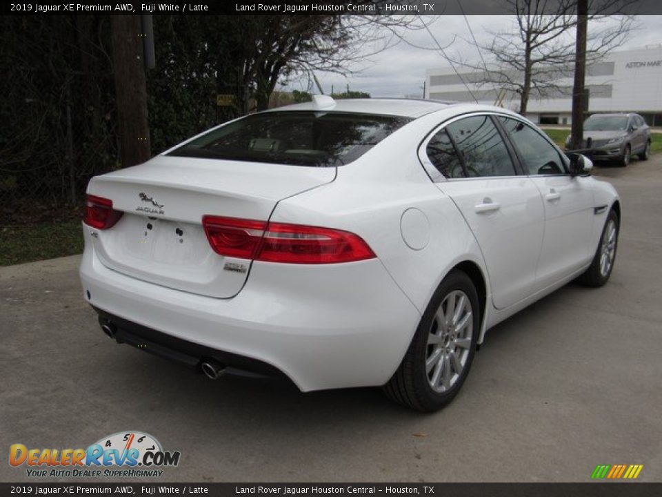 2019 Jaguar XE Premium AWD Fuji White / Latte Photo #7