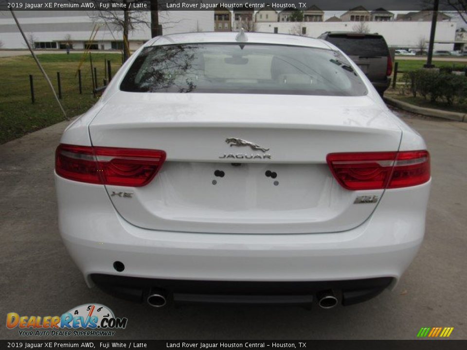 2019 Jaguar XE Premium AWD Fuji White / Latte Photo #8