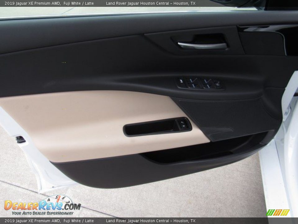 Door Panel of 2019 Jaguar XE Premium AWD Photo #22