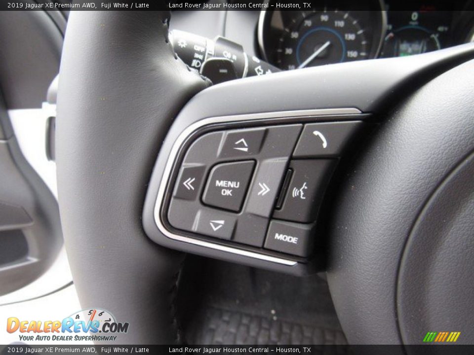 2019 Jaguar XE Premium AWD Steering Wheel Photo #26