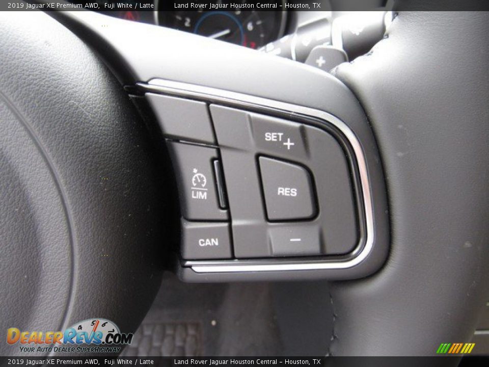 2019 Jaguar XE Premium AWD Steering Wheel Photo #27