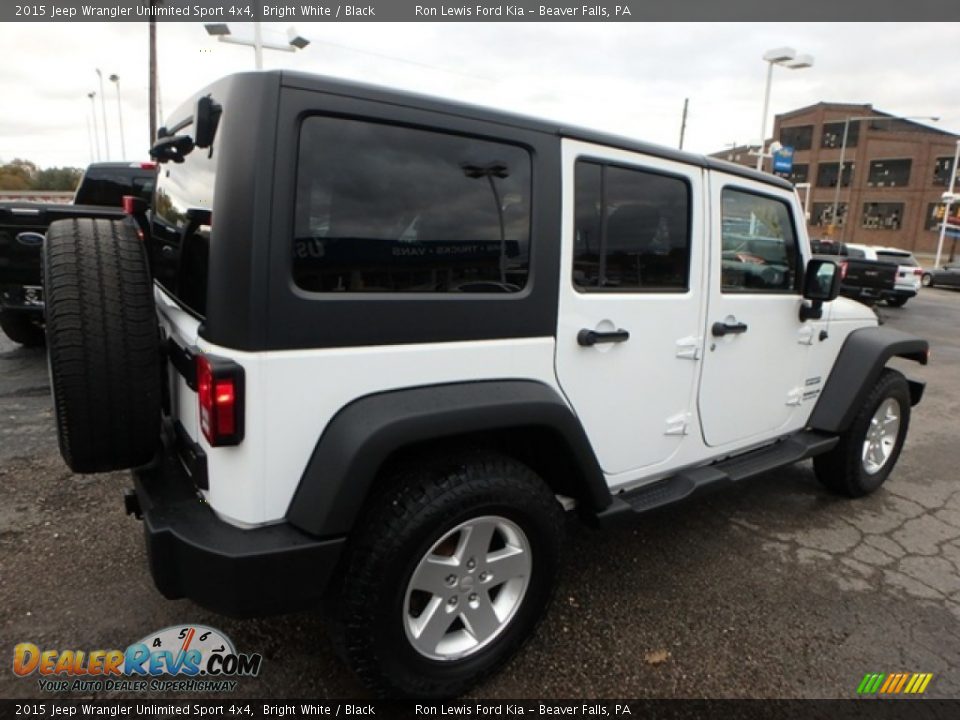 2015 Jeep Wrangler Unlimited Sport 4x4 Bright White / Black Photo #2