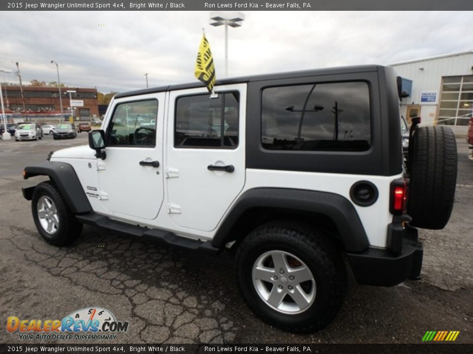 2015 Jeep Wrangler Unlimited Sport 4x4 Bright White / Black Photo #5