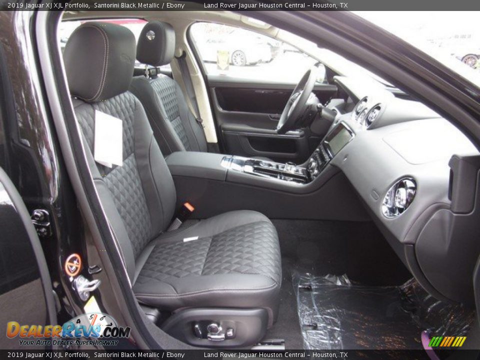 2019 Jaguar XJ XJL Portfolio Santorini Black Metallic / Ebony Photo #5