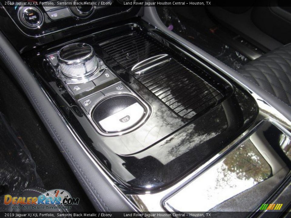 2019 Jaguar XJ XJL Portfolio Santorini Black Metallic / Ebony Photo #34