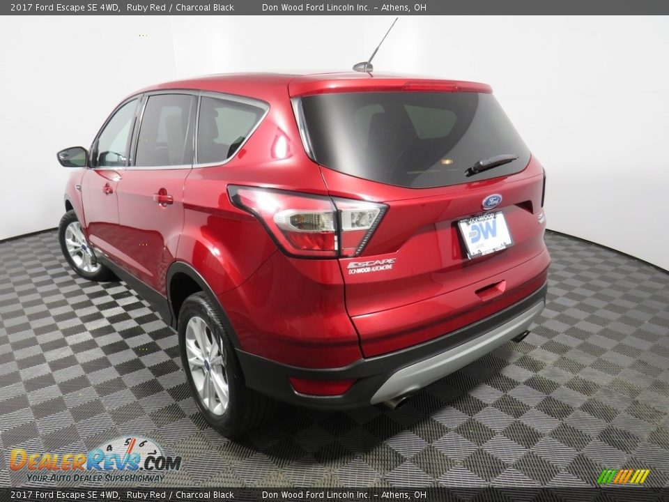 2017 Ford Escape SE 4WD Ruby Red / Charcoal Black Photo #15
