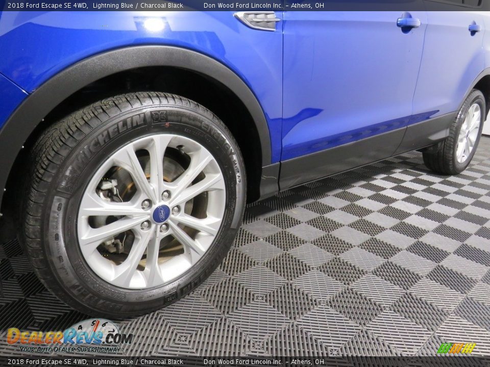 2018 Ford Escape SE 4WD Lightning Blue / Charcoal Black Photo #13