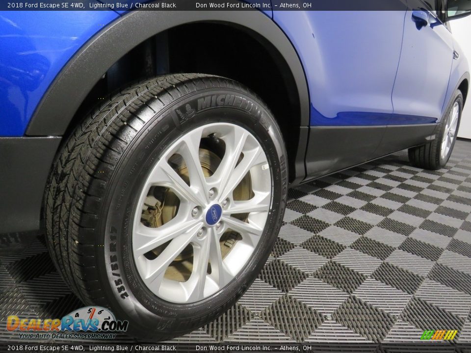 2018 Ford Escape SE 4WD Lightning Blue / Charcoal Black Photo #23