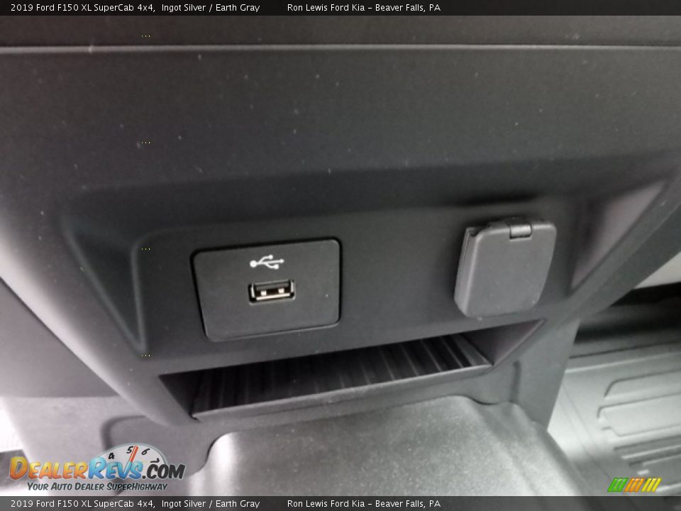 2019 Ford F150 XL SuperCab 4x4 Ingot Silver / Earth Gray Photo #18