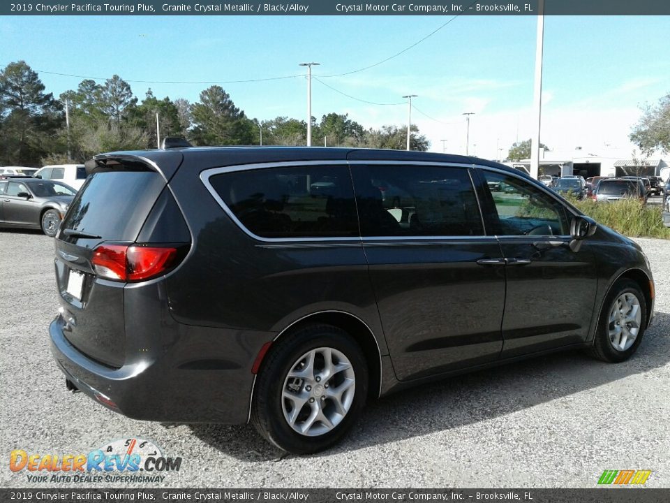 2019 Chrysler Pacifica Touring Plus Granite Crystal Metallic / Black/Alloy Photo #5