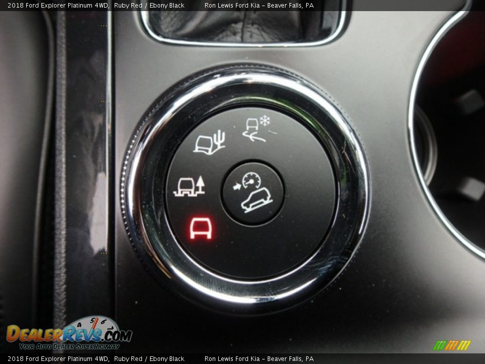 Controls of 2018 Ford Explorer Platinum 4WD Photo #16
