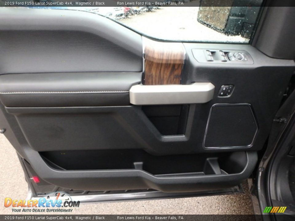2019 Ford F150 Lariat SuperCab 4x4 Magnetic / Black Photo #14