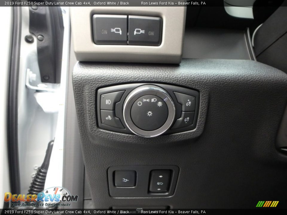 2019 Ford F250 Super Duty Lariat Crew Cab 4x4 Oxford White / Black Photo #20