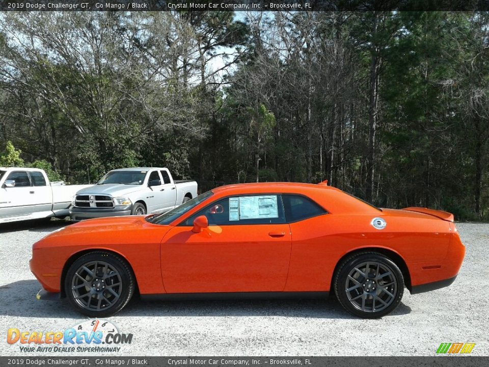 Go Mango 2019 Dodge Challenger GT Photo #2