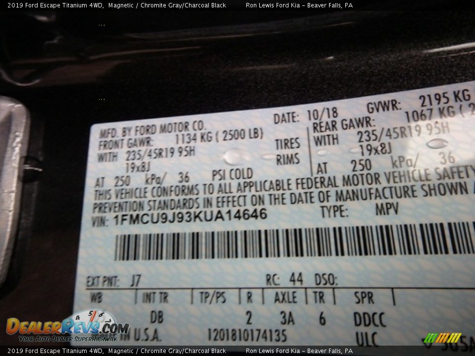 2019 Ford Escape Titanium 4WD Magnetic / Chromite Gray/Charcoal Black Photo #15