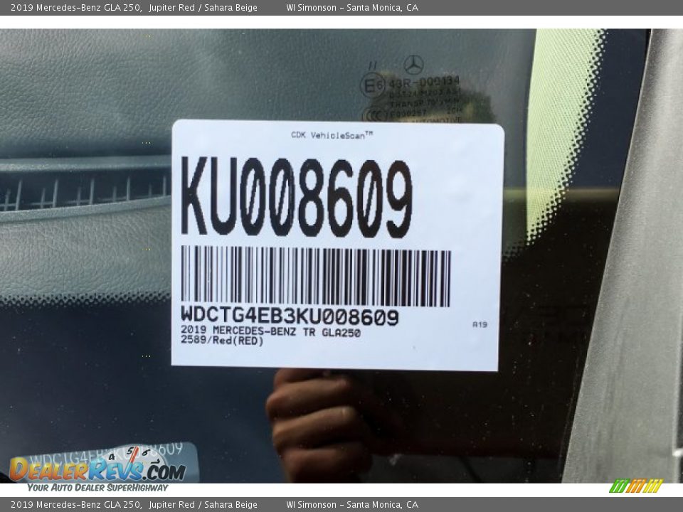 2019 Mercedes-Benz GLA 250 Jupiter Red / Sahara Beige Photo #11