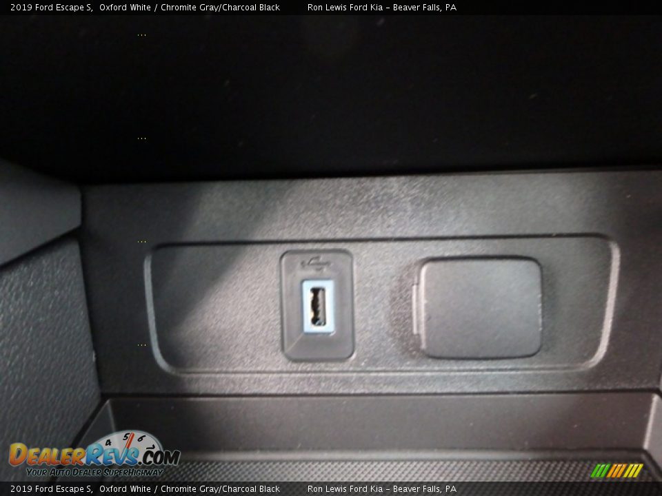 2019 Ford Escape S Oxford White / Chromite Gray/Charcoal Black Photo #19