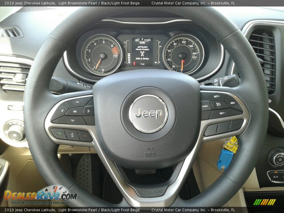 2019 Jeep Cherokee Latitude Light Brownstone Pearl / Black/Light Frost Beige Photo #14