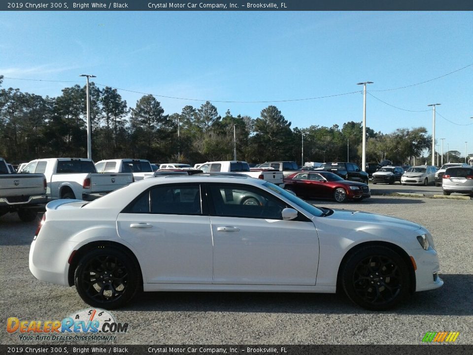 2019 Chrysler 300 S Bright White / Black Photo #6