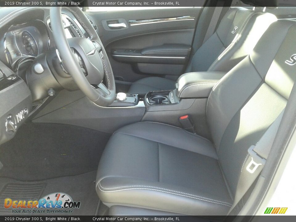 2019 Chrysler 300 S Bright White / Black Photo #9