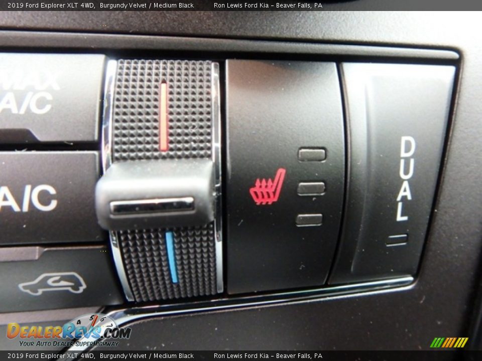 2019 Ford Explorer XLT 4WD Burgundy Velvet / Medium Black Photo #20