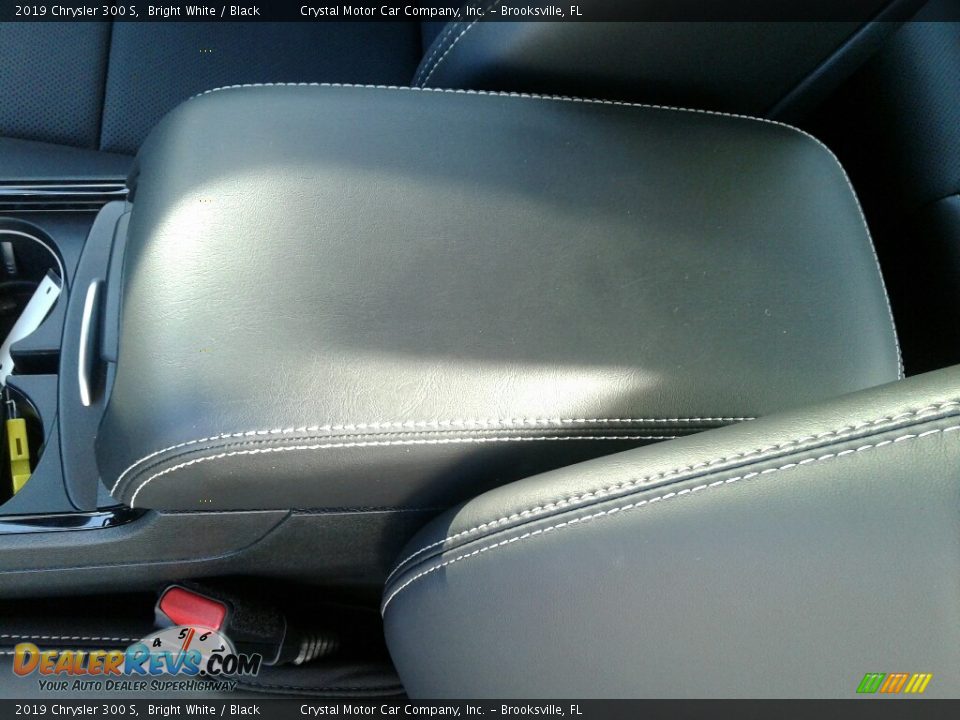 2019 Chrysler 300 S Bright White / Black Photo #19