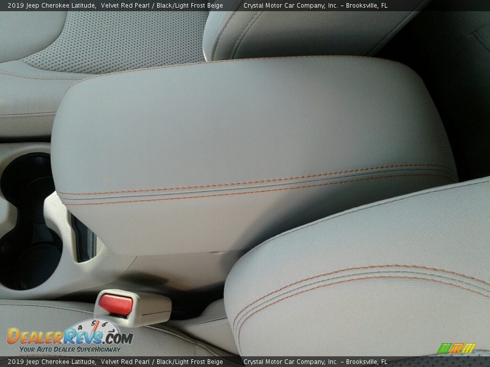 2019 Jeep Cherokee Latitude Velvet Red Pearl / Black/Light Frost Beige Photo #18