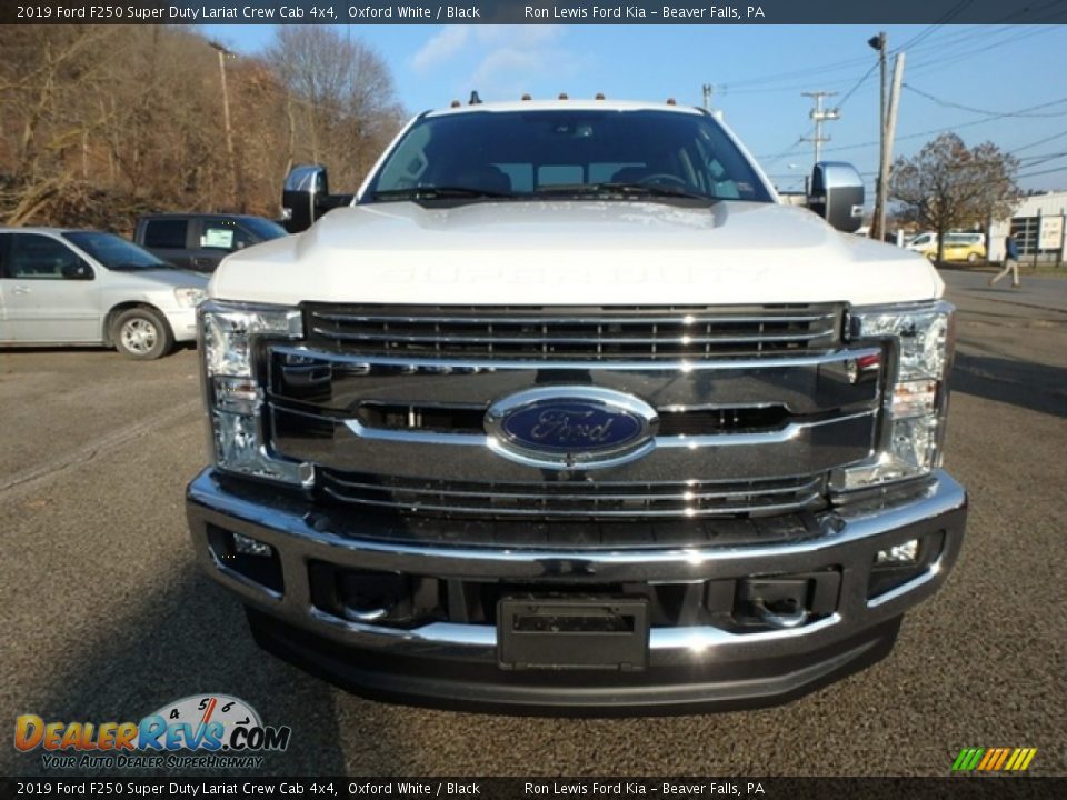 2019 Ford F250 Super Duty Lariat Crew Cab 4x4 Oxford White / Black Photo #7