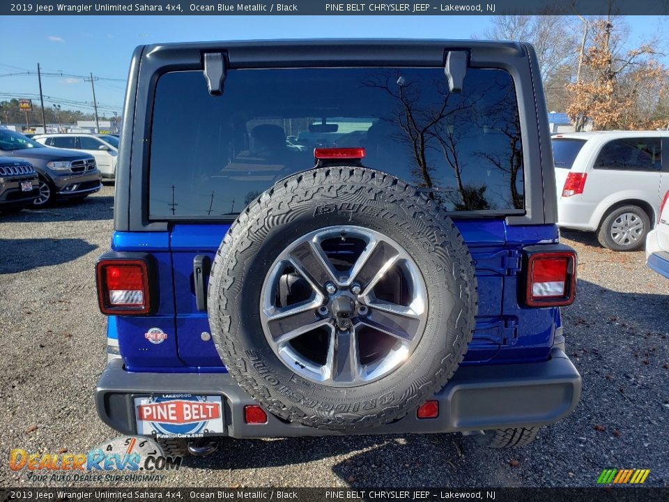 2019 Jeep Wrangler Unlimited Sahara 4x4 Ocean Blue Metallic / Black Photo #5