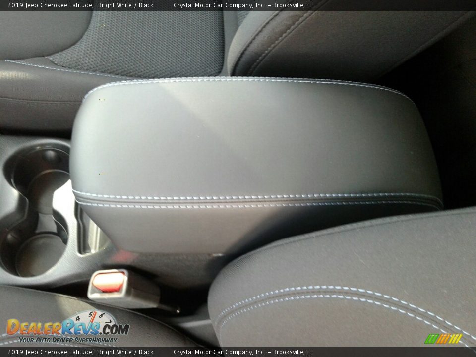 2019 Jeep Cherokee Latitude Bright White / Black Photo #18