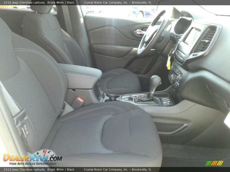 2019 Jeep Cherokee Latitude Bright White / Black Photo #12