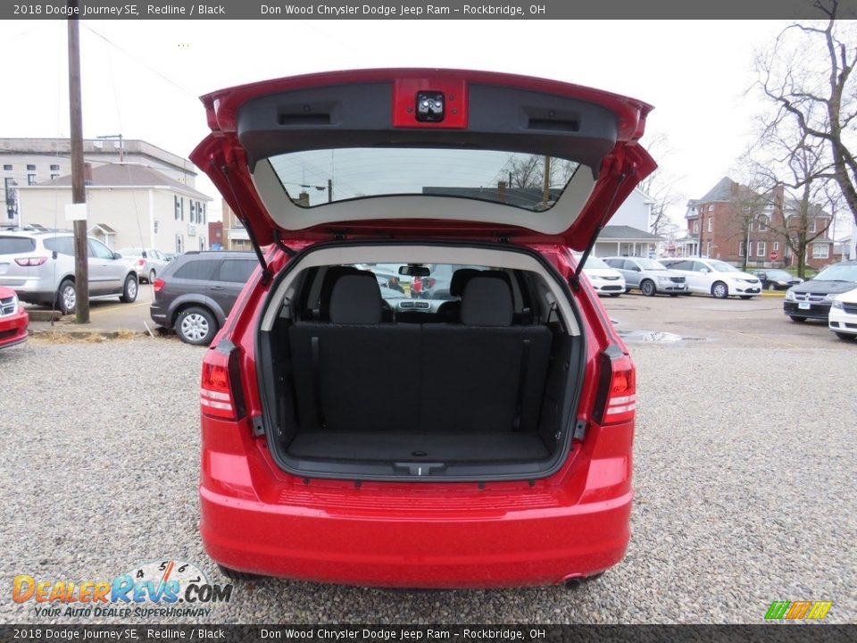 2018 Dodge Journey SE Redline / Black Photo #16